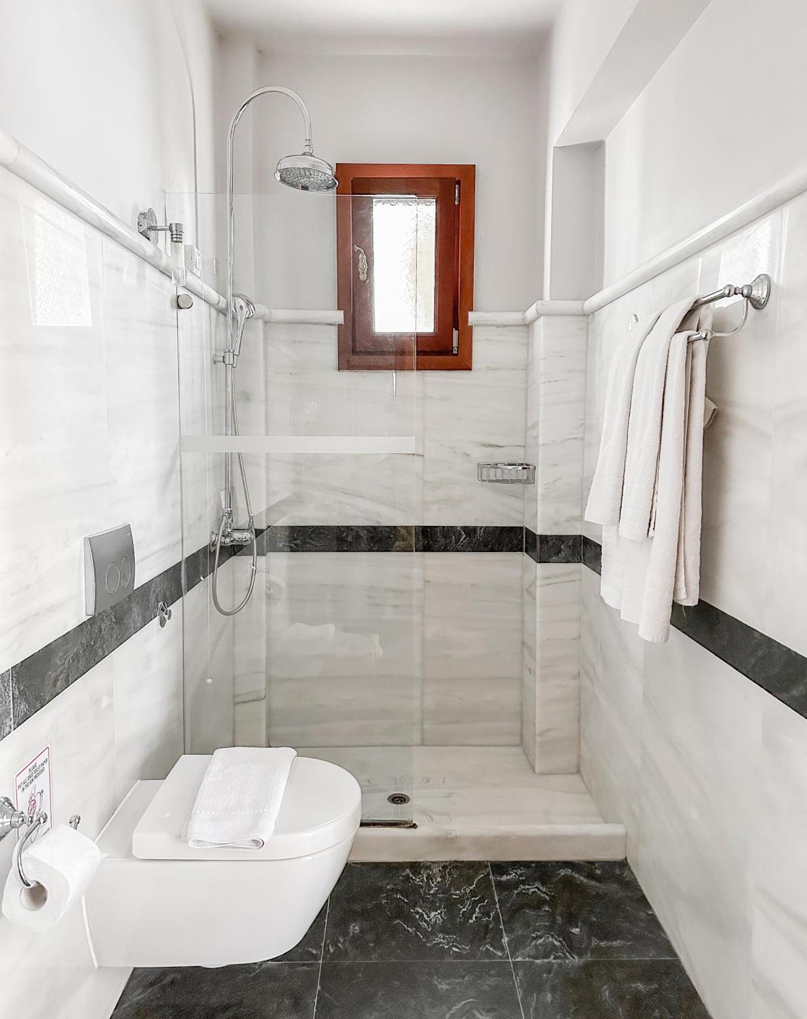 Ourania'S Mansion Hotel Skiathos Town Room photo