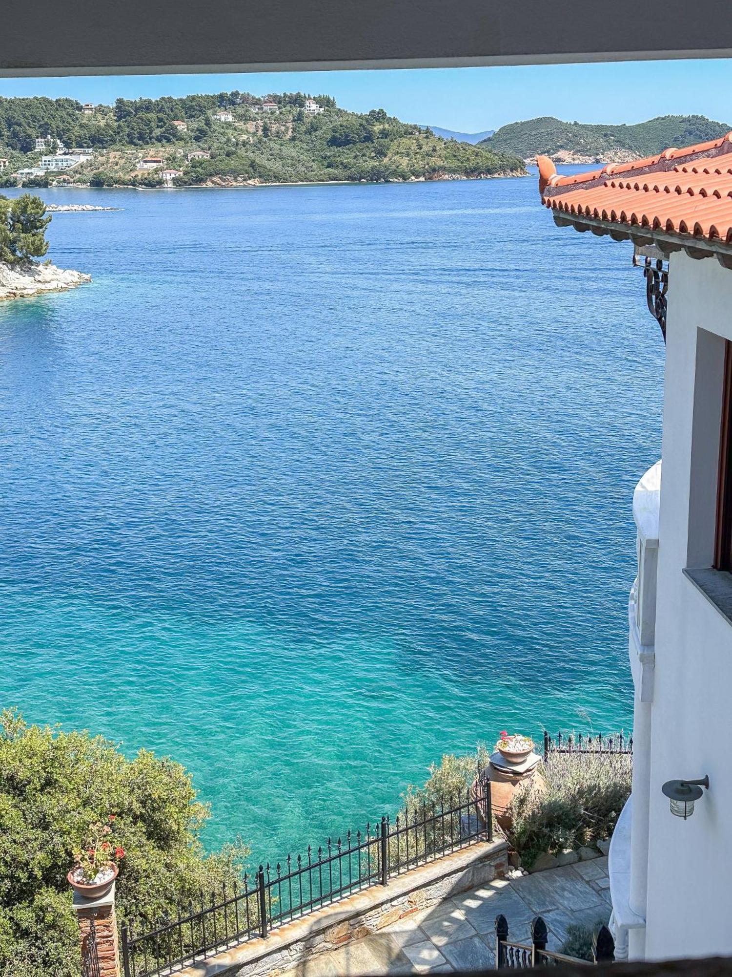 Ourania'S Mansion Hotel Skiathos Town Room photo